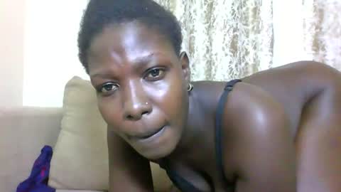Snapshot of melanie_bae1 chatting on July 2026 05:18:02 PM melanie_bae1 online show from July 2026 05:18:02 PM