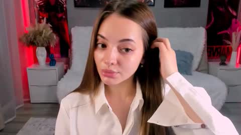MelanieAlves online show from October 2025 02:20:01 AM