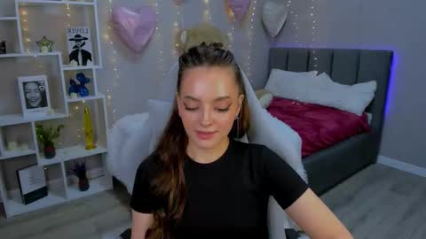 MelanieAlves online show from March 2026 06:14:01 PM