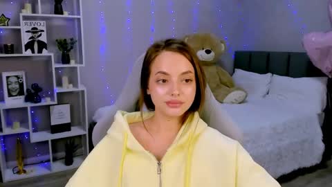 MelanieAlves online show from April 2026 08:36:02 PM