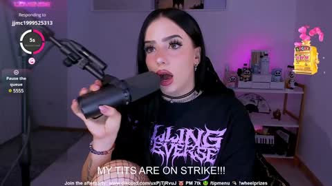 Melanie  online show from January 2025 08:31:02 PM