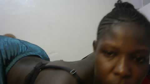 Snapshot of melanin_bae chatting on February 2026 07:06:02 PM Baby online show from February 2026 07:06:02 PM