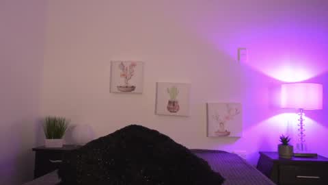 melany online show from December 2024 02:59:02 PM