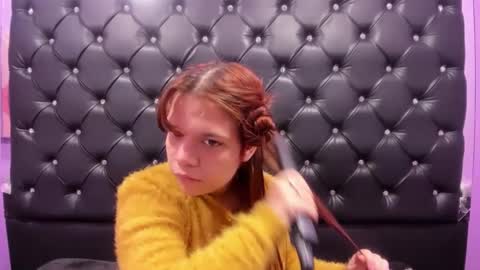 MelanyAnal  online show from September 2025 02:00:01 PM