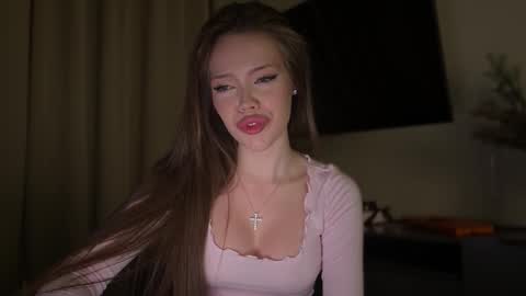 Adel online show from December 2025 04:12:02 PM