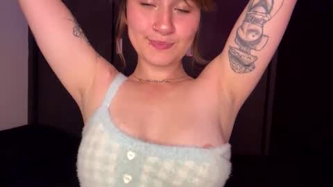 Snapshot of meleena_fox chatting on May 2026 09:34:01 PM Im Meleena online show from May 2026 09:34:01 PM
