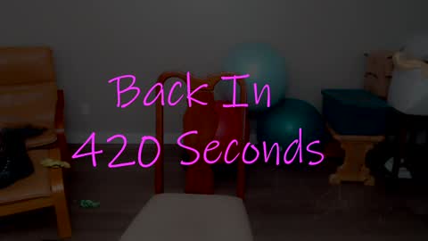 Snapshot of melhoho chatting on January 2025 05:53:01 AM Snow Hobot online show from January 2025 05:53:01 AM