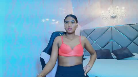 MELII EBONY online show from October 2025 12:17:02 PM