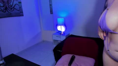 Melina Hope online show from December 2025 02:01:02 PM