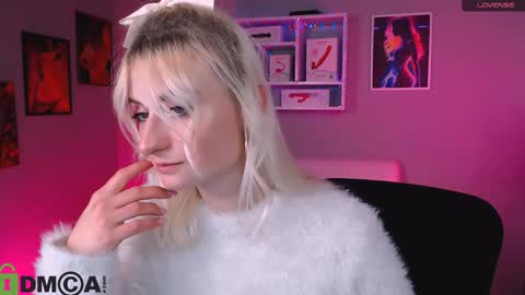 Melisa online show from October 2025 07:34:01 PM