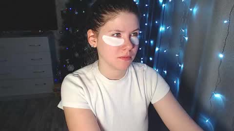 Snapshot of melissa__ray chatting on January 2025 07:50:02 PM Melissa  Ray online show from January 2025 07:50:02 PM