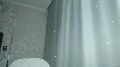 Snapshot of melissa__ray chatting on March 2025 05:43:02 PM Melissa  Ray online show from March 2025 05:43:02 PM