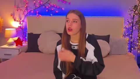 MelissaCrayzy online show from February 2026 06:28:02 AM