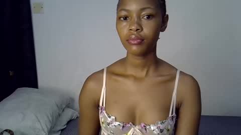 Snapshot of melissah_hot chatting on May 2026 07:04:01 AM melissah_hot online show from May 2026 07:04:01 AM