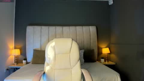 M E L I S S A  online show from March 2025 12:04:02 PM