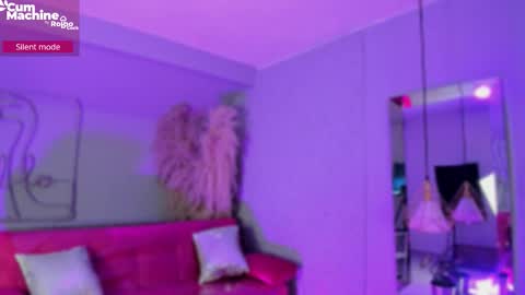 M E L I S S A  online show from February 2026 12:01:02 PM