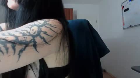 Ariana online show from September 2025 07:44:01 AM