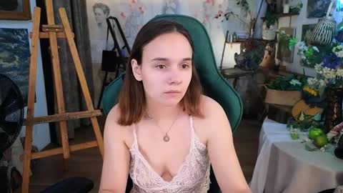Snapshot of melissaravel chatting on February 2026 04:17:01 PM melissaravel online show from February 2026 04:17:01 PM