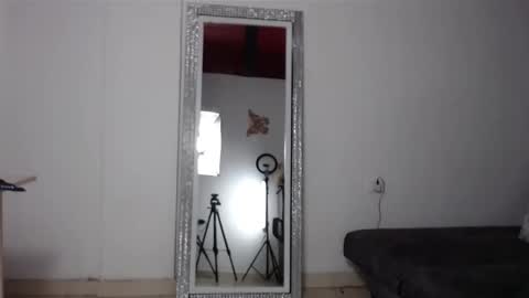 melissazaens online show from January 2025 06:06:01 PM