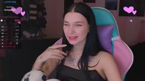 Snapshot of mella_freya chatting on January 2025 08:59:01 PM Freya  IM NONUDE online show from January 2025 08:59:01 PM