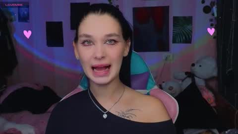 Snapshot of mella_freya chatting on September 2025 10:10:02 PM Freya  IM NONUDE online show from September 2025 10:10:02 PM