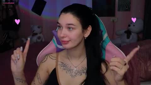 Snapshot of mella_freya chatting on October 2025 10:23:02 PM Freya  IM NONUDE online show from October 2025 10:23:02 PM