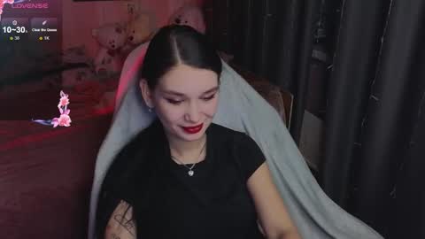Snapshot of mella_freya chatting on December 2025 11:12:01 PM Freya IM NONUDE online show from December 2025 11:12:01 PM