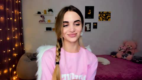 Snapshot of mellifluoustess chatting on December 2024 12:07:01 AM Tessa online show from December 2024 12:07:01 AM