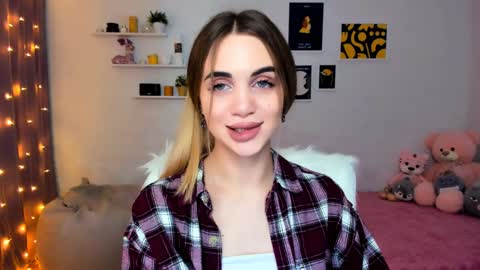 Snapshot of mellifluoustess chatting on December 2024 12:25:01 AM Tessa online show from December 2024 12:25:01 AM