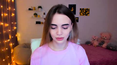 Snapshot of mellifluoustess chatting on January 2025 08:14:02 PM Tessa online show from January 2025 08:14:02 PM