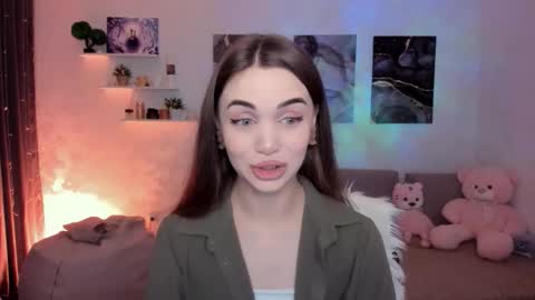 Tessa online show from February 2026 03:57:02 AM