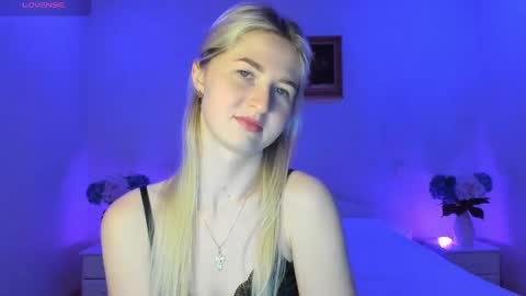 Mellina online show from March 2025 09:09:02 PM