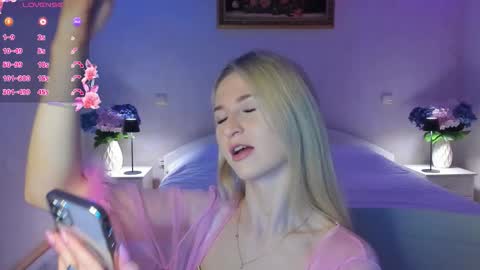 Mellina online show from March 2026 08:37:01 PM