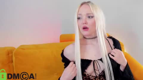 Mellisa Louis online show from February 2026 01:07:01 PM