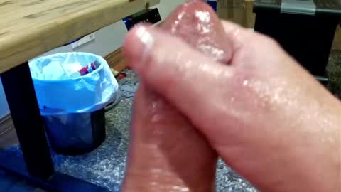 mellomike online show from May 2026 11:57:01 PM