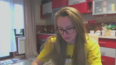 Snapshot of melly_rosey chatting on February 2025 07:44:02 AM Melly online show from February 2025 07:44:02 AM