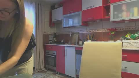 Snapshot of melly_rosey chatting on February 2025 09:55:02 AM Melly online show from February 2025 09:55:02 AM