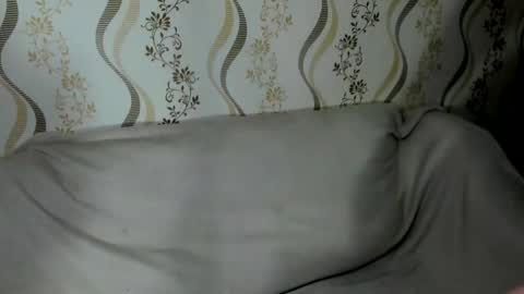 MelMooon online show from December 2025 02:39:01 AM