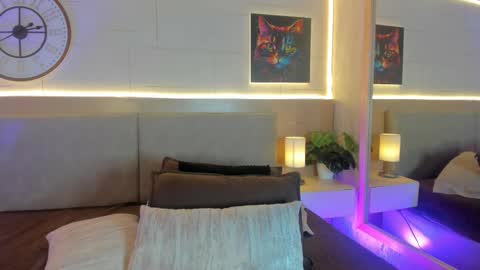 Melody online show from October 2025 03:12:02 AM