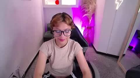 melody701583as online show from February 2026 12:39:02 PM