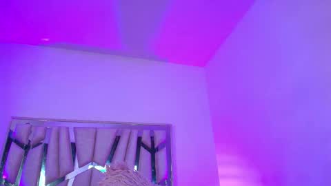 Snapshot of melody__77 chatting on February 2026 03:16:02 AM online show from February 2026 03:16:02 AM