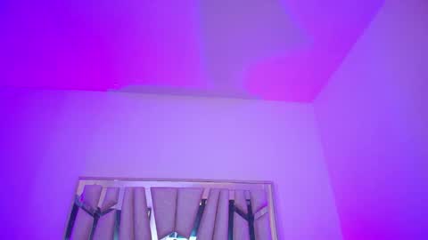 Snapshot of melody__77 chatting on February 2026 06:31:01 PM online show from February 2026 06:31:01 PM