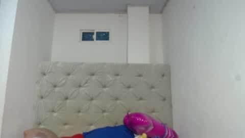 melody phillips online show from October 2025 10:30:01 PM