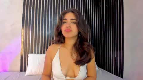 melody phillips online show from February 2026 05:02:02 AM