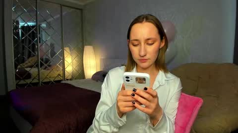 Snapshot of melodyoflovee chatting on January 2025 08:42:01 AM Kaylie online show from January 2025 08:42:01 AM