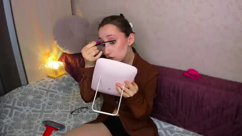 Snapshot of melodyoflovee chatting on May 2026 11:46:02 PM Kaylie online show from May 2026 11:46:02 PM