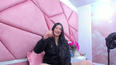 Melodysmithass online show from March 2026 03:01:01 AM