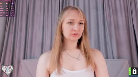 Snapshot of memento_mary chatting on February 2025 02:35:02 PM The princess of your dreams online show from February 2025 02:35:02 PM