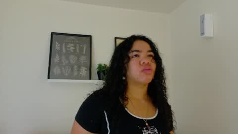 Snapshot of memphiswilliams chatting on May 2026 02:51:02 AM Memphis Williams online show from May 2026 02:51:02 AM