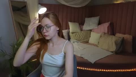 memymee_ online show from June 2026 01:28:02 AM
